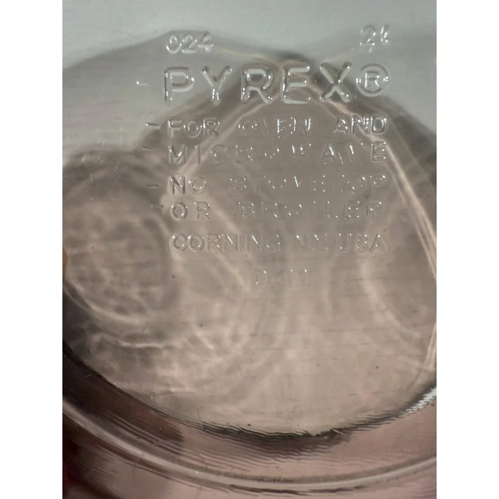 PYREX #024 Cranberry - Vintage 2 qt Casserole Dish - Pyrex Lid 624C‎